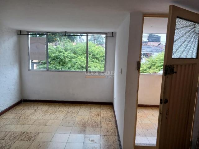 Apartamentos, Alquiler en La Selva