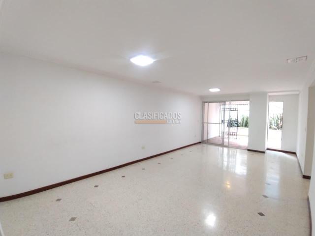 Apartamentos, Alquiler en Portal de la Estación