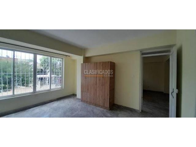 Casas, Alquiler en Prados del Norte