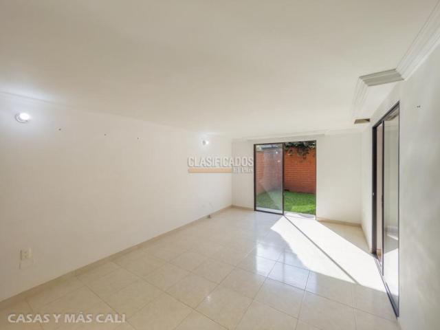 Casas, Venta en Ciudad Jardín