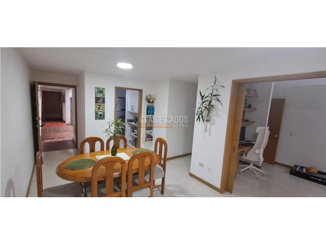Apartamentos, Venta en El Refugio