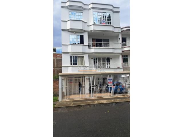 Apartamentos, Alquiler en Prados del Limonar