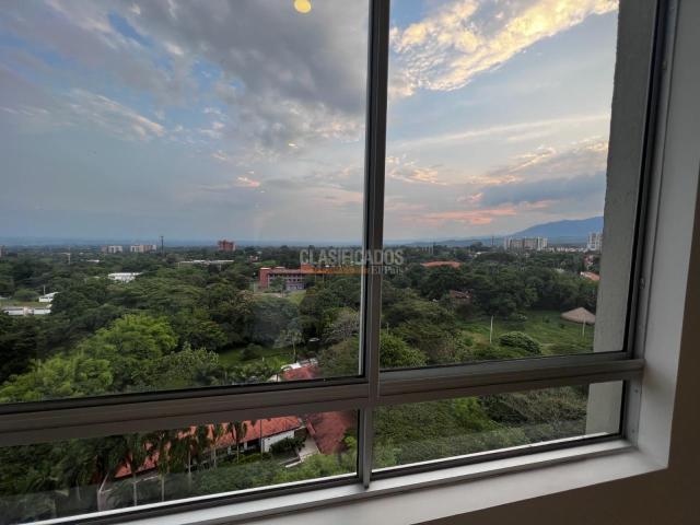 Apartamentos, Venta en Pance