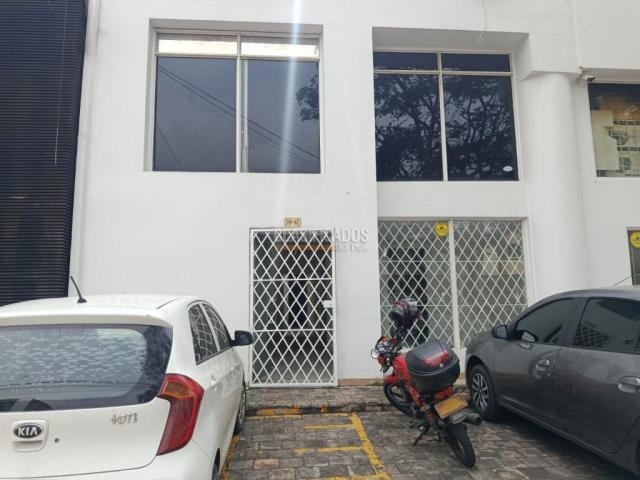 Oficinas y Consultorios, Alquiler en San Vicente