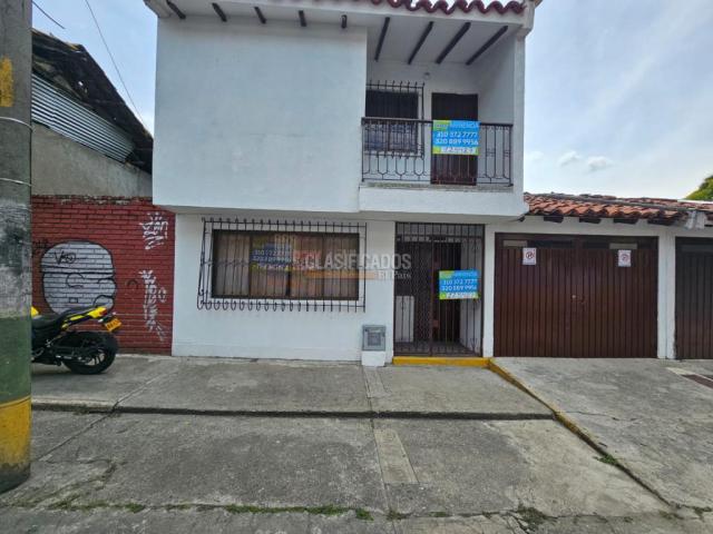 Casas, Alquiler en Palmira