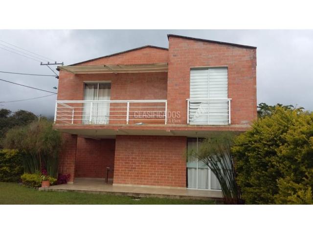 Casas, Venta en Calima (Darién)