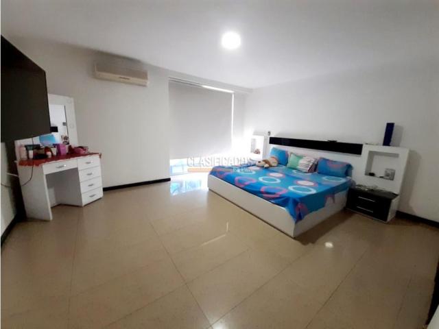 Casas, Venta en La Hacienda