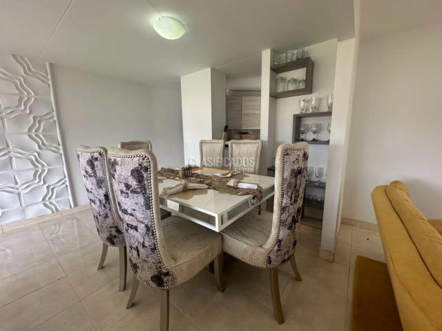 Apartamentos, Alquiler en Las Quintas de Don Simón