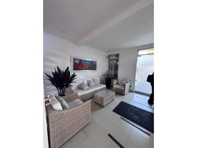 Apartamentos, Venta en Valle del Lili