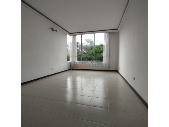 Apartamentos, Alquiler en Primero de Mayo