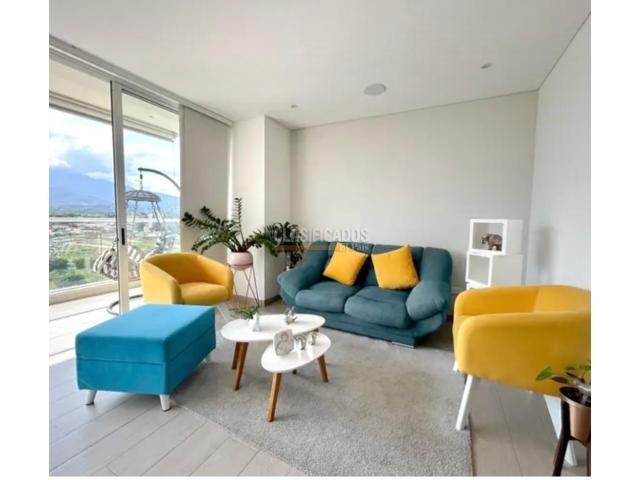 Apartamentos, Venta en Ciudad Jardín