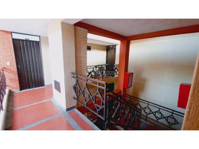 Apartamentos, Venta en Torres de Comfandi