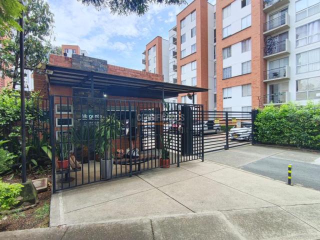 Apartamentos, Alquiler en Ciudad Melendez