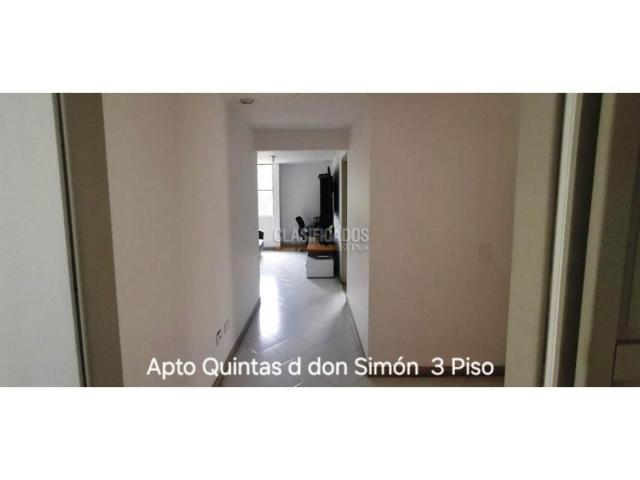 Apartamentos, Venta en Las Quintas de Don Simón
