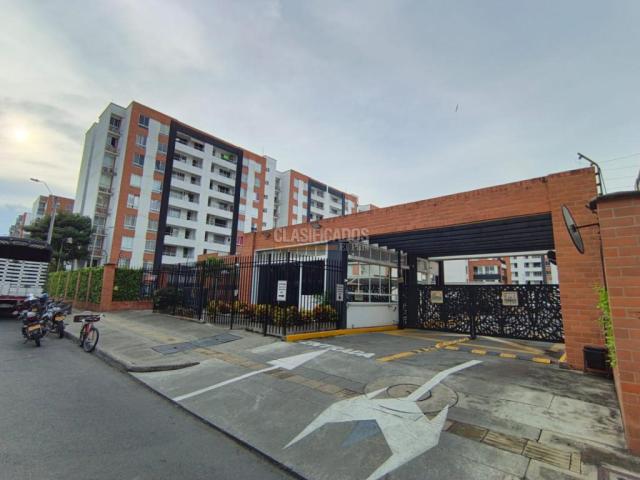 Apartamentos, Venta en Valle del Lili