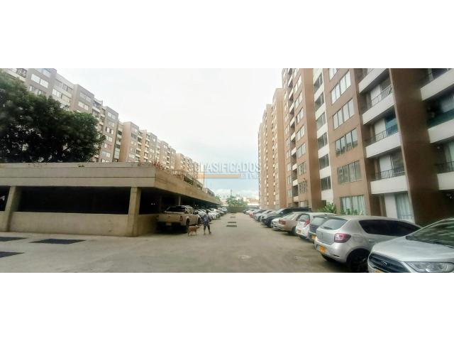 Apartamentos, Venta en Evaristo García