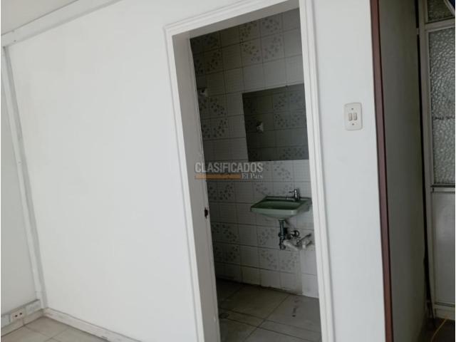 Oficinas y Consultorios, Alquiler en Bogotá