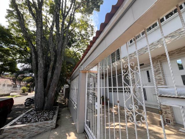 Casas, Venta en Pampalinda