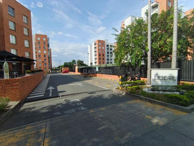 Apartamentos, Alquiler en Caney
