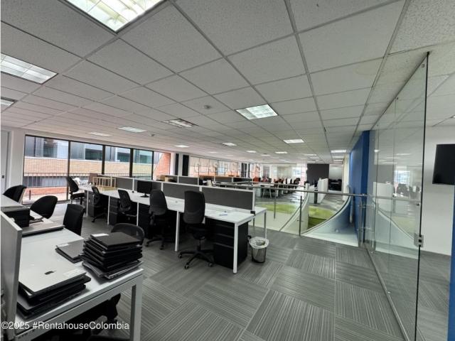 Oficinas y Consultorios, Alquiler en Bogotá