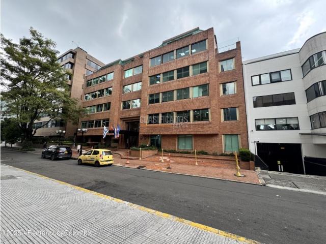 Oficinas y Consultorios, Alquiler en Bogotá