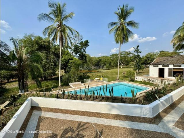 Casas, Venta en Carmen de Apicala