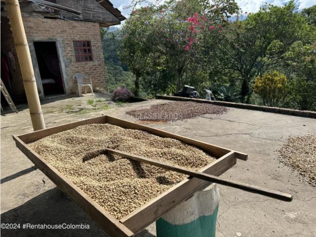 Casas, Venta en Anolaima