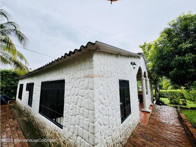 Casas, Venta en Melgar