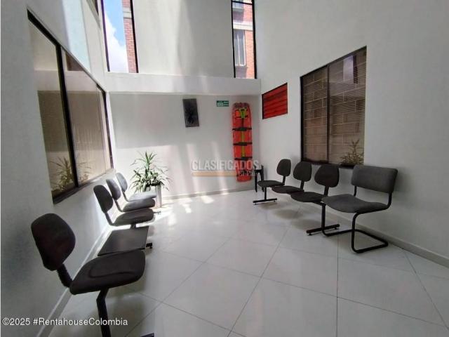 Oficinas y Consultorios, Venta en Bogotá