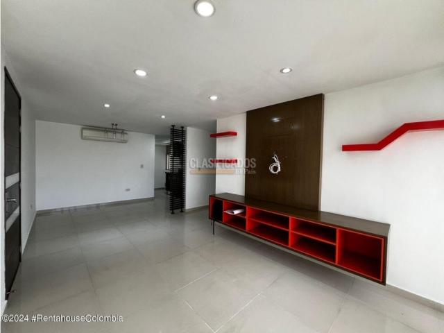 Apartamentos, Venta en Los Patios