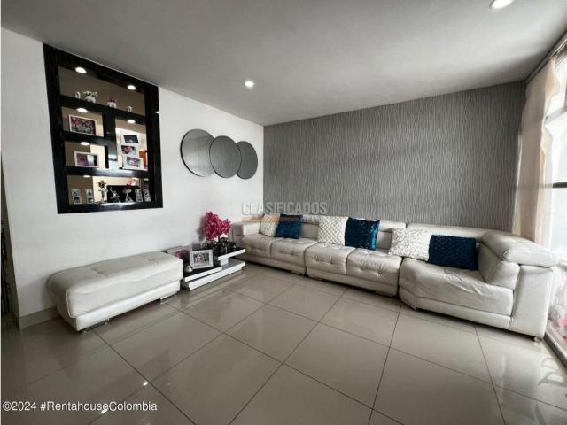 Casas, Venta en Los Patios