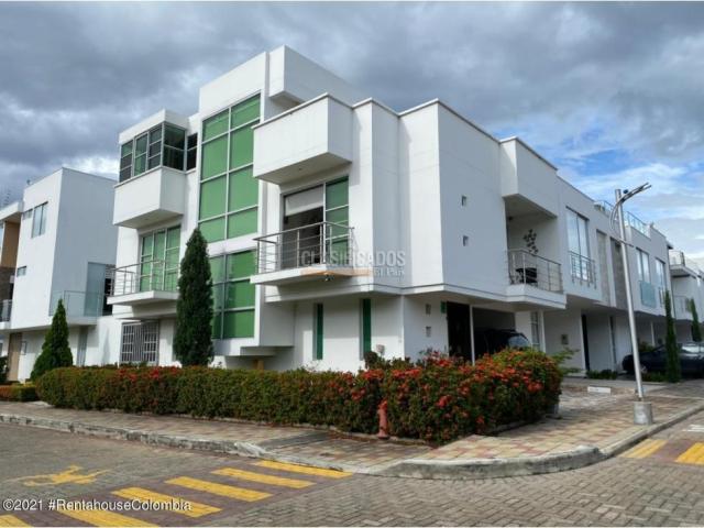 Casas, Venta en Los Patios