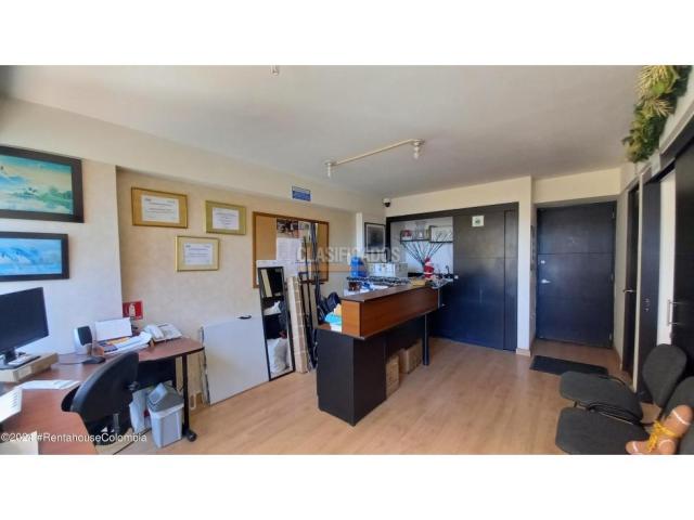 Oficinas y Consultorios, Venta en Bogotá