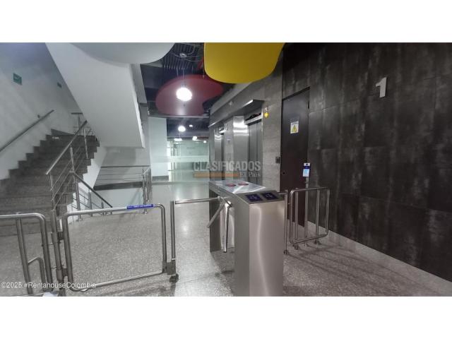 Oficinas y Consultorios, Alquiler en Bogotá