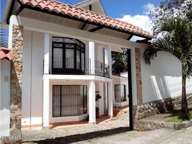 Casas, Venta en La Mesa