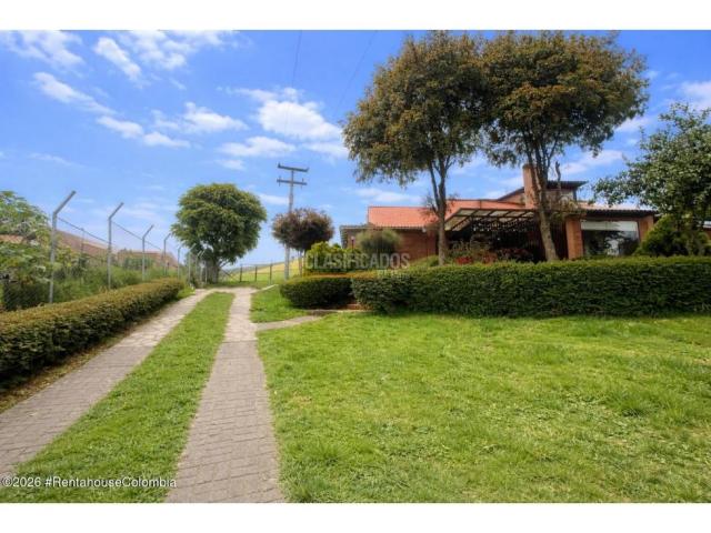 Casas, Venta en La Calera