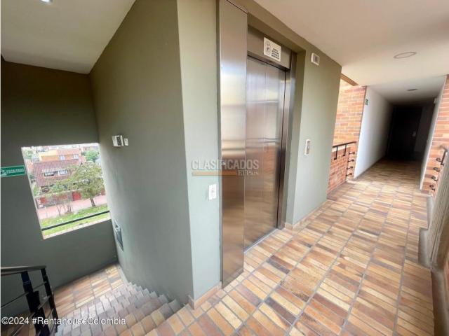 Apartamentos, Venta en Chía