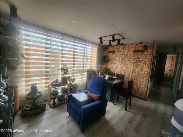 Apartamentos, Venta en Cajica