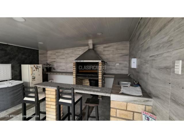 Apartamentos, Venta en Soacha