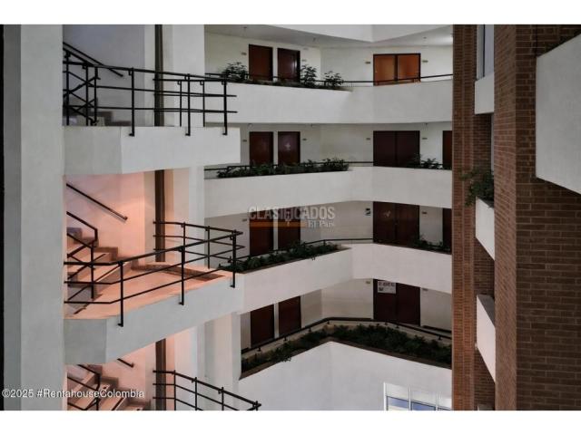 Oficinas y Consultorios, Alquiler en Bogotá