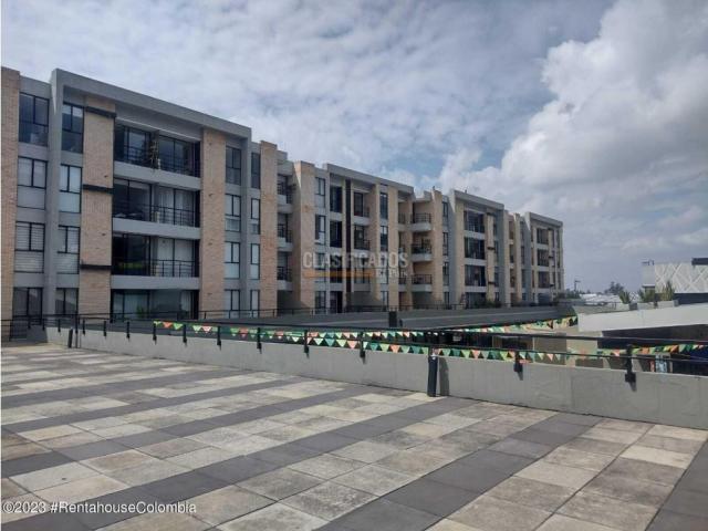 Apartamentos, Venta en Chía