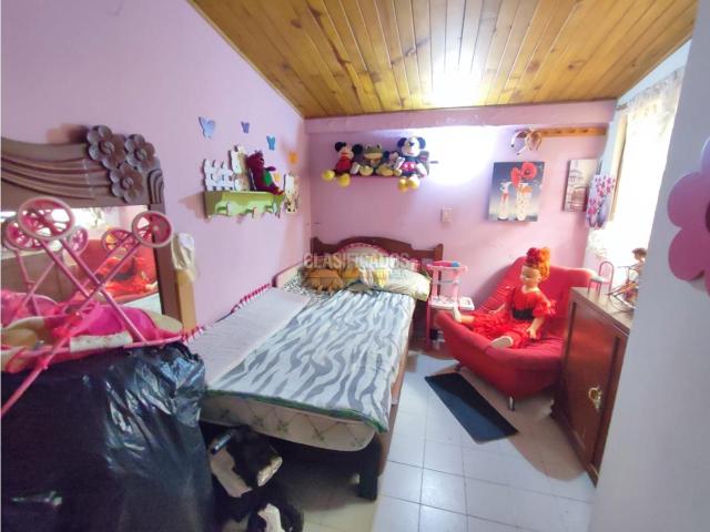 Casas, Venta en Villa del Prado