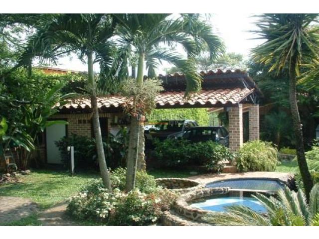 Casas, Alquiler en Pance