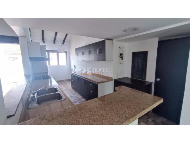 Apartamentos, Venta en Las Quintas de Don Simón