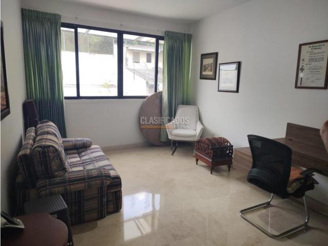Apartamentos, Venta en Santa Mónica Norte