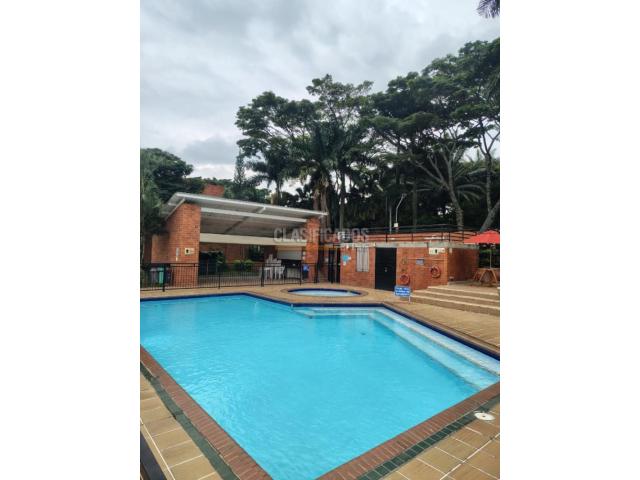 Casas, Alquiler en Valle del Lili