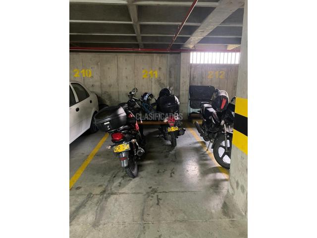 Apartamentos, Venta en Valle del Lili