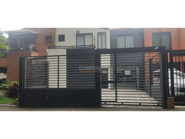 Casas, Venta en Valle del Lili