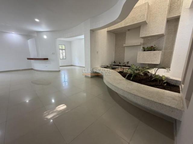 Edificios, Venta en El Ingenio