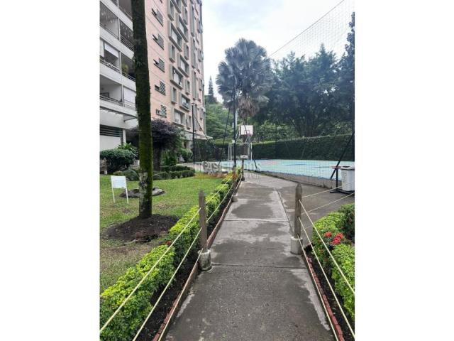 Apartamentos, Venta en La Flora